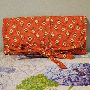 Vera Bradley Jewelry Roll in Tiny Poppies NWT